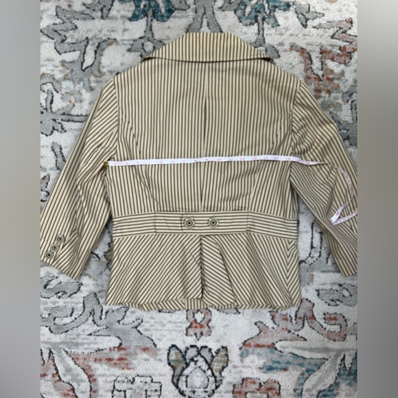 Mac & Jac 3/4 Sleeve Striped Blazer - Picture 10 of 10